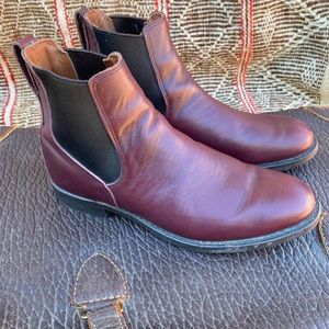 Red Wing Mens boots, Size 10 1/2 D,Raisin Color Leather